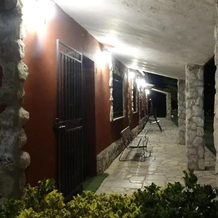 Entrevinedos De Bodegas Marcos Vakantiehuis Peñafiel