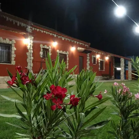Holiday home Entrevinedos De Bodegas Marcos Penafiel