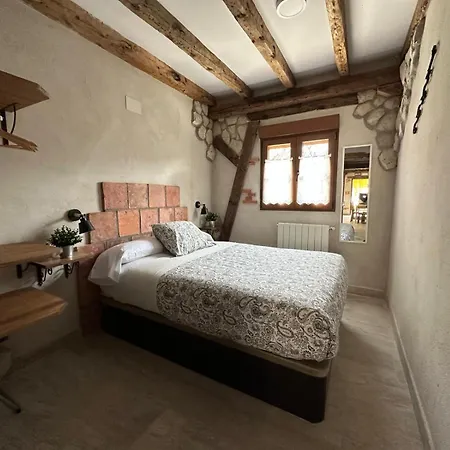 Holiday home Entrevinedos De Bodegas Marcos