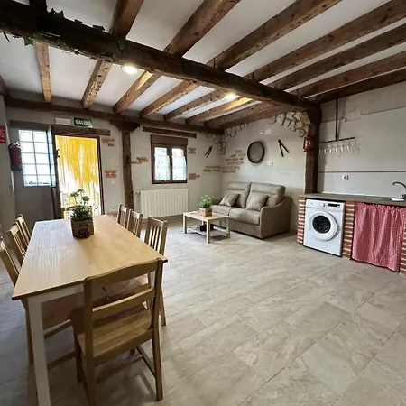 Casa Bodegas Marcos *