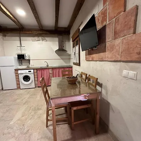 Entrevinedos De Bodegas Marcos Semesterbostad *