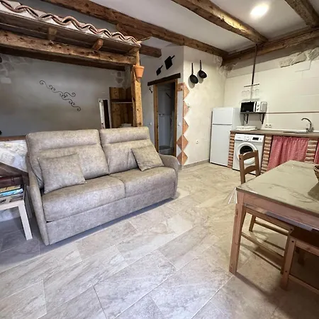 Casa Bodegas Marcos *