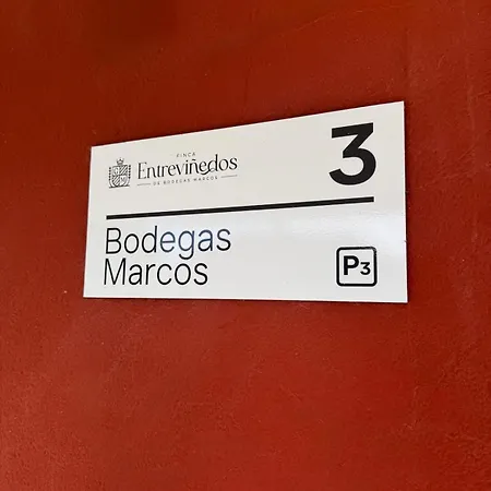 Entrevinedos De Bodegas Marcos Ferienhaus