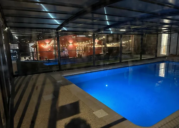 Entrevinedos De Bodegas Marcos *