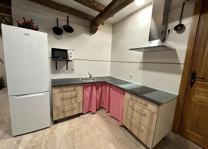 Entrevinedos De Bodegas Marcos