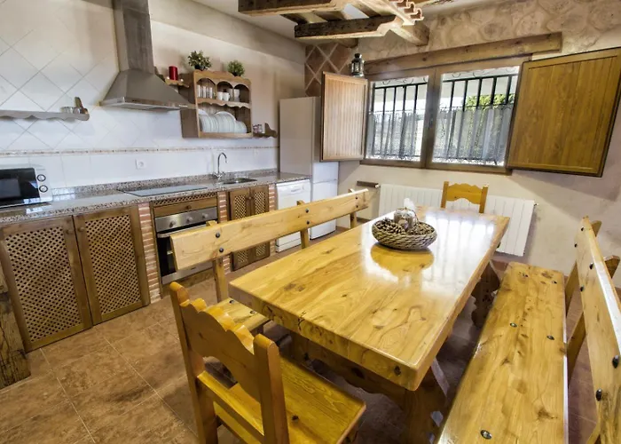 Entrevinedos De Bodegas Marcos * Peñafiel