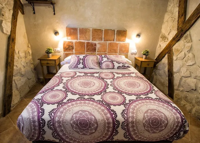 Entrevinedos De Bodegas Marcos *